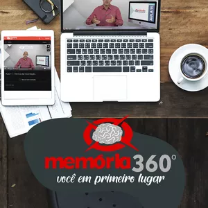 Ilustração de um ambiente de estudo com laptop, livros, cérebro luminoso, cronômetro e retrato de Renato Alves, representando o Combo Memória 360.