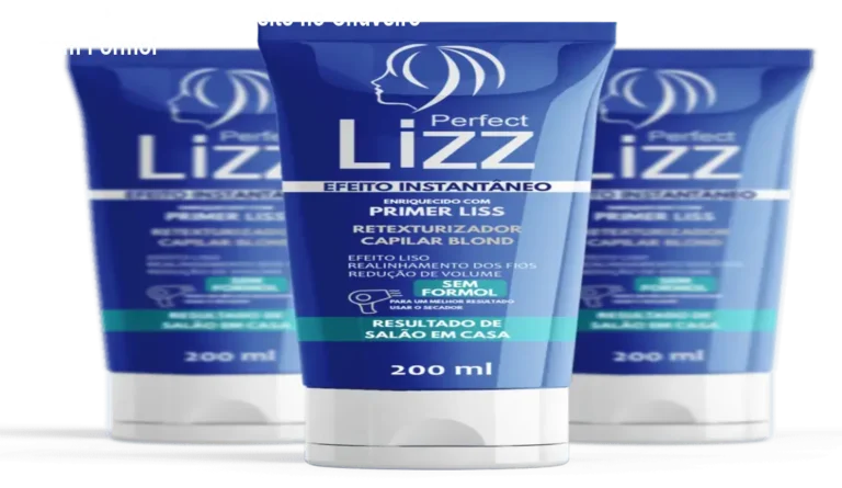 Frasco de Perfect Lizz sendo usado no banho para deixar o cabelo liso e brilhante