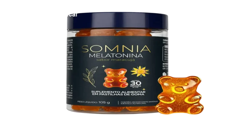 Pessoa mastigando a goma Somnia de melatonina sabor maracujá antes de dormir e adormecendo rapidamente