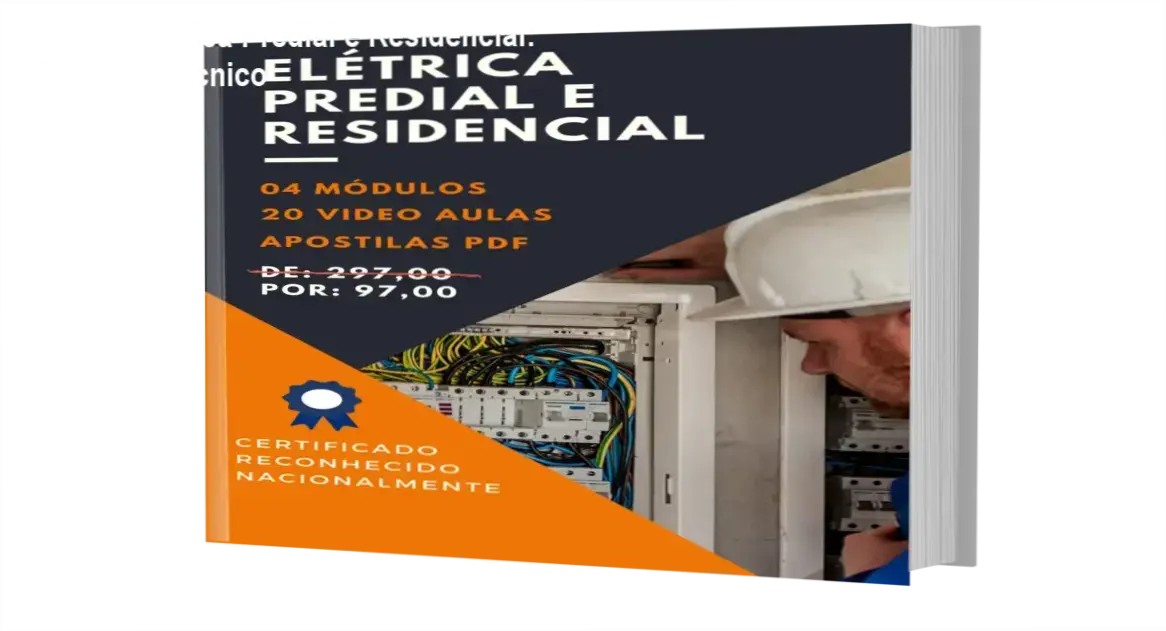 Eletricista profissional estudando módulos de elétrica predial e residencial para certificação